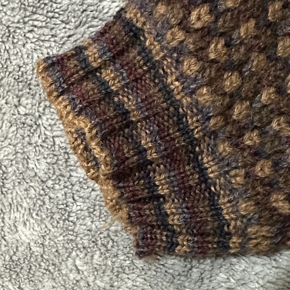 Vintage Eddie Bauer Men's Dark Brown Patterned Crewneck Sweater - Picture 3 of 8